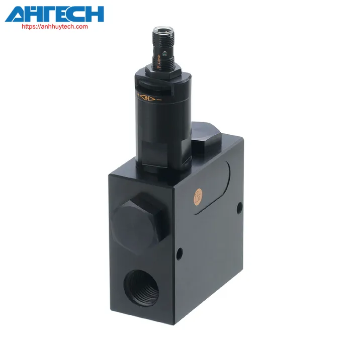 Cảm biến lưu lượng Ifm sbu323