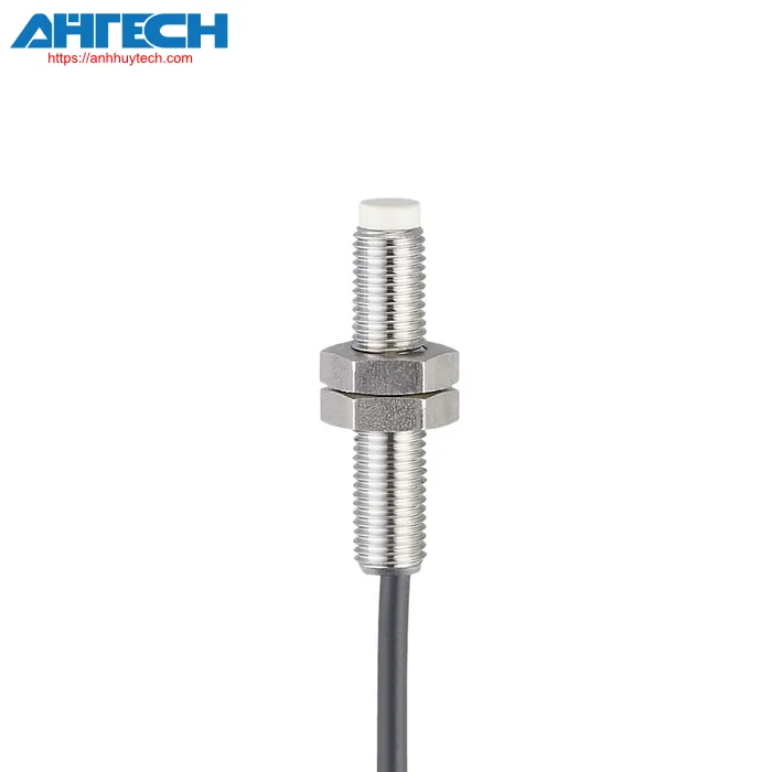 Cảm biến cảm ứng Ifm ie5302