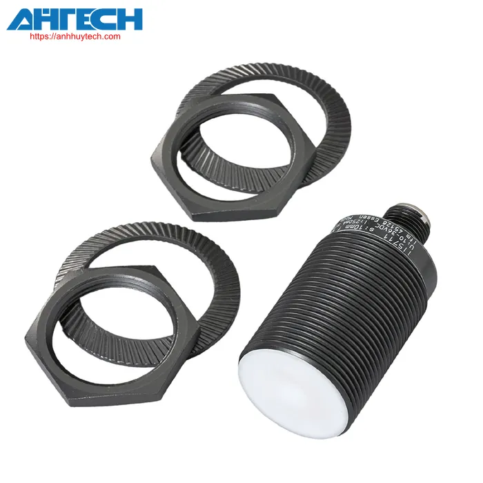Cảm biến cảm ứng Ifm ii5711
